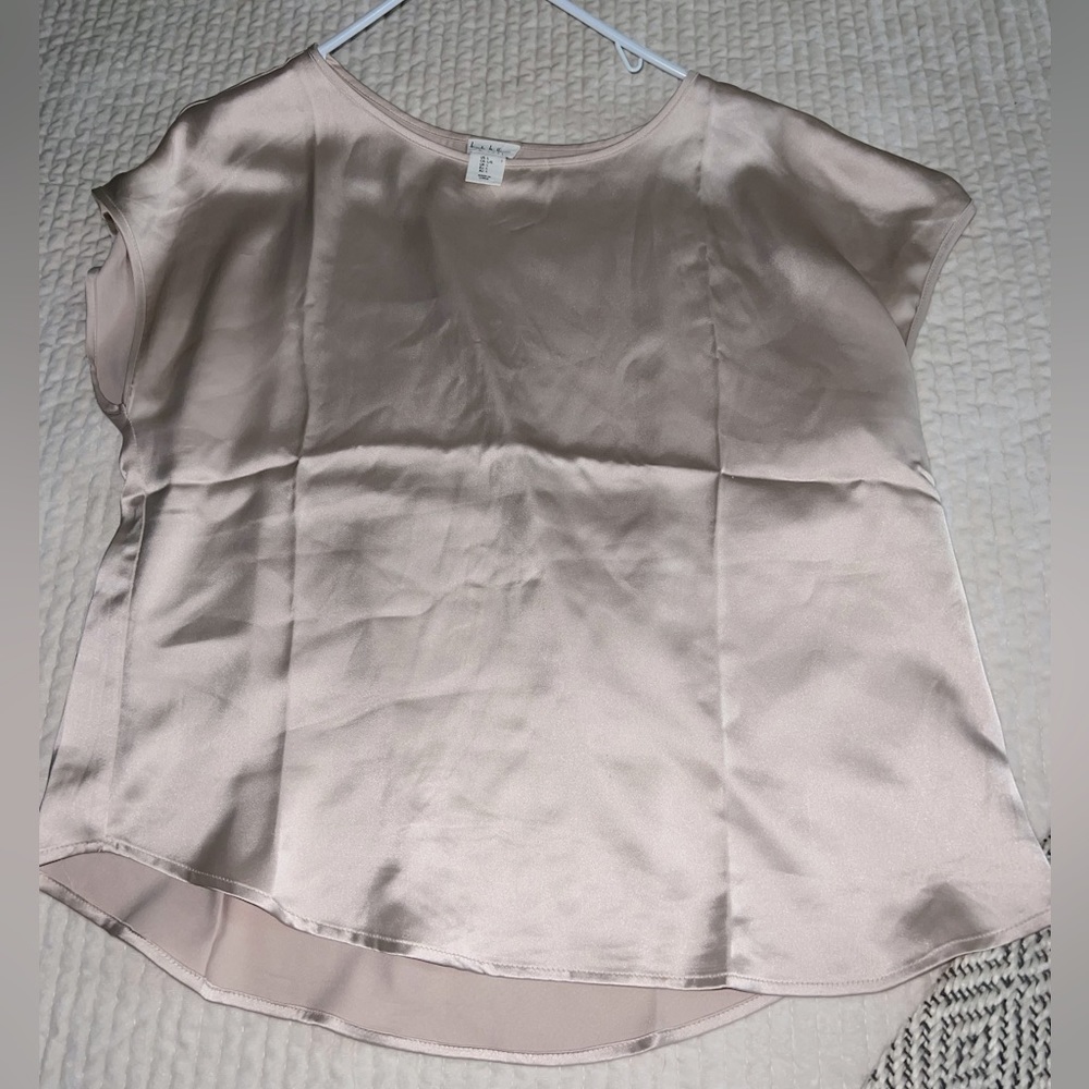 Size L Nicole Miller Silky Blouse